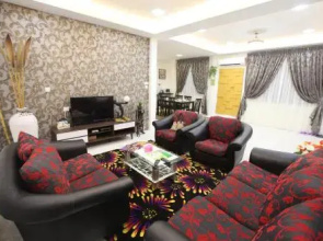 Come Inn Homestay 1379
