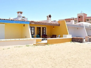La Gaviota by RedAwning