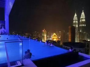 the face suite platinum twin towers