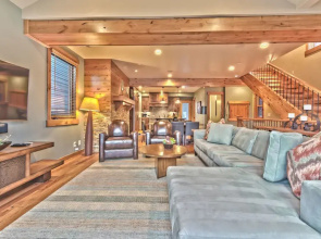 Park City Mountainside Manor