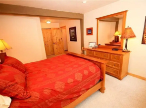 Mammoth Ski & Racquet Club #85 - 1 Br Condo