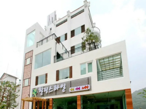 New Healing Spa Pension