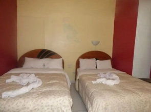 Peruvian Hostal Plaza de Armas
