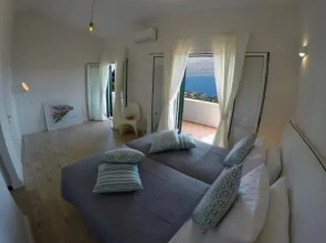 Bella Vista