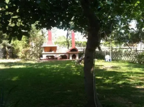 Lysistrata Bungalows