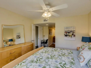 Cave Creek #2029 - 2 Br condo by RedAwning
