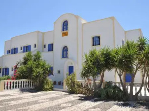 Nikolas Villas