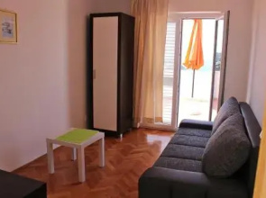 Apartments Jakov and Antonia