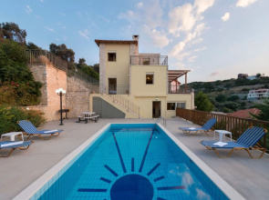 Villa Sun by LeaderStay