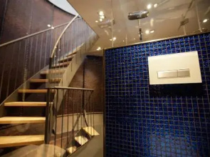 Nashira Tower Suite
