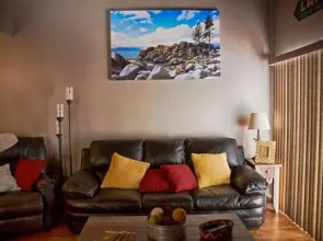 Rustic and Charming Incline Village Townhome