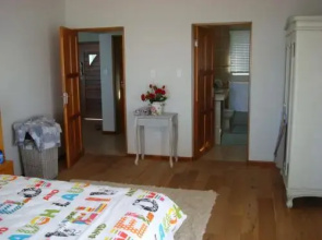 Comfy Holiday Home