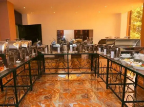 Ayowa Grand Hotel
