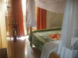 Joyna Hotel