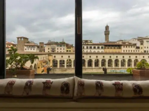 Golden View Suite