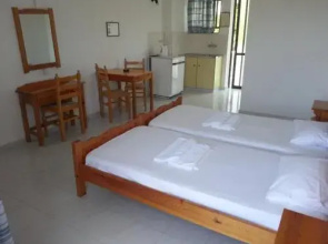 Ippokambos Rooms