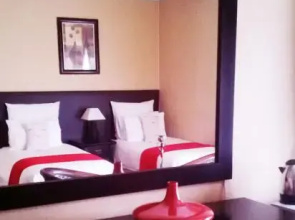 Indzawo Guest House