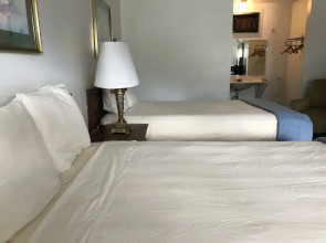 Motel 8 Lake City
