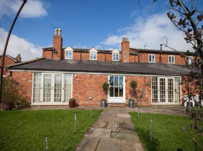 Thistledown House B&B