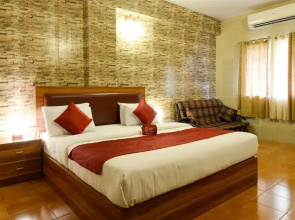 OYO Premium Guirim Mapusa