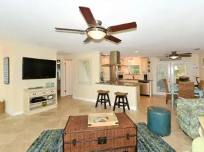 Manatee Manor 2 Bedroom Home by RedAwning
