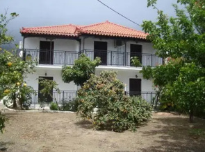 Magda Studios & Apartments