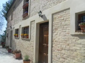 All'ombra degli Ulivi B&B