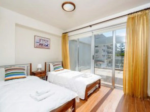 Mike & Lenos Tsoukkas Seaview Apartments