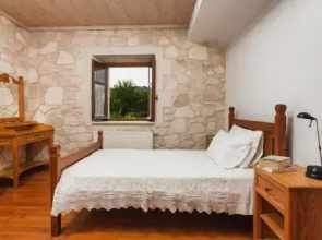 Villa Ampeli