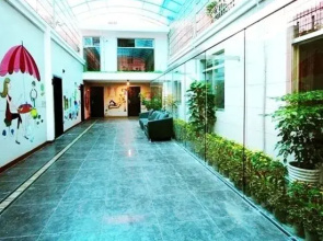 Hechi Chunjiang Business Hotel