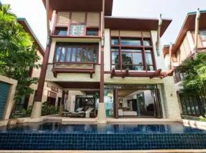 Amatapura Beachfront Villa 14