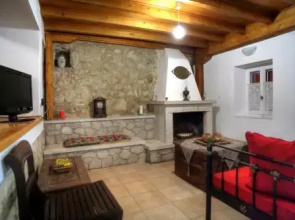 Menelia Cottage