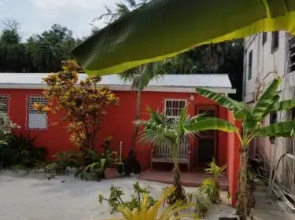 Canuck Cottages