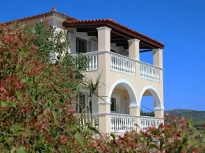 Casa Campanario