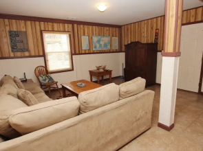 Shoebie's Hangout 4221 - 5 Br Home