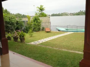 Sapara River Inn