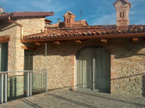 Casaforte Alba in Langa