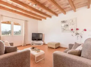 Cozy Cottage in Caimari with Private Pool