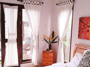 Villa Jempiring Tepi Sawah