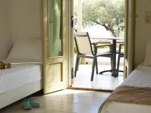 Glaros Appartements