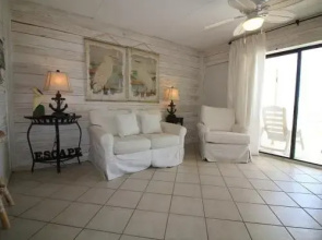 Sugar Beach 142 Studio Bedroom 1 Bathroom Condo