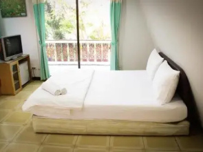 Rainbow House Resort