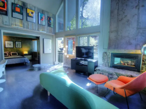 Fifth Avenue by Frias Properties