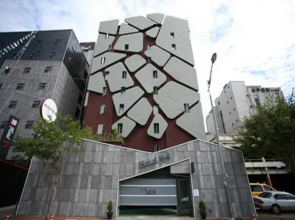 Hanam Lucy Hotel