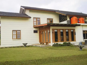 Jason Villa Lembang