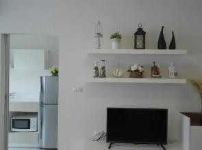 Baan Peang Ploen Condominium