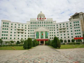 East Lake Century Hotel