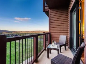 Luxury Hotel Residences - 1 Br Condo