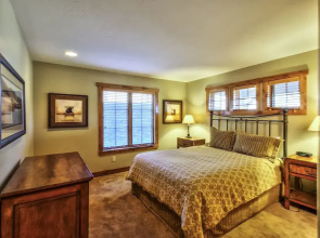 Frame Of Mind - ST16 - 4 Br Chalet