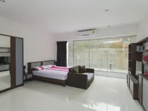 Chic Condo Karon A108
